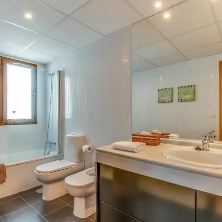 Apartment Camarate Golf Penthouse *